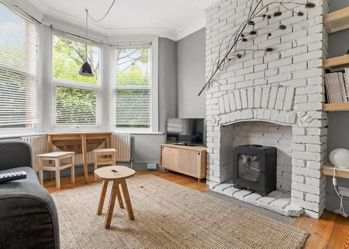 Guestready - A Beautiful Home With Garden